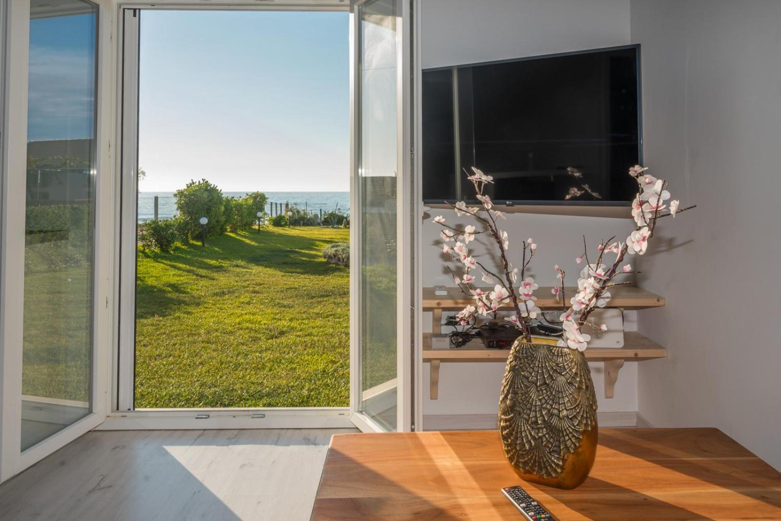 Dalas Beach House Альмирос-Бич Экстерьер фото
